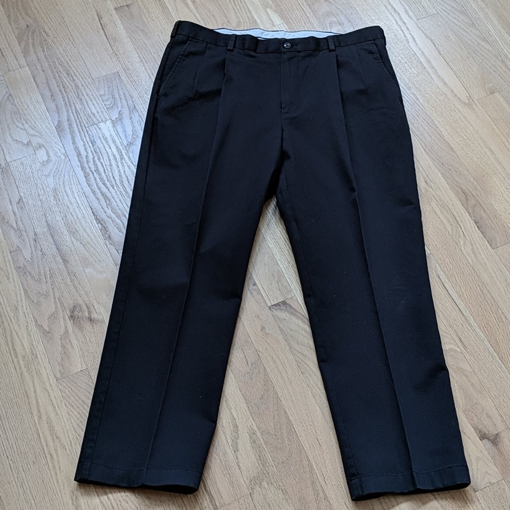 Men's Round Tree & York Chino/khakis